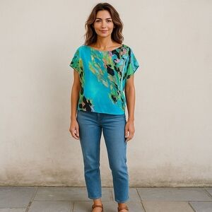 New Directions Blue Floral Blouse